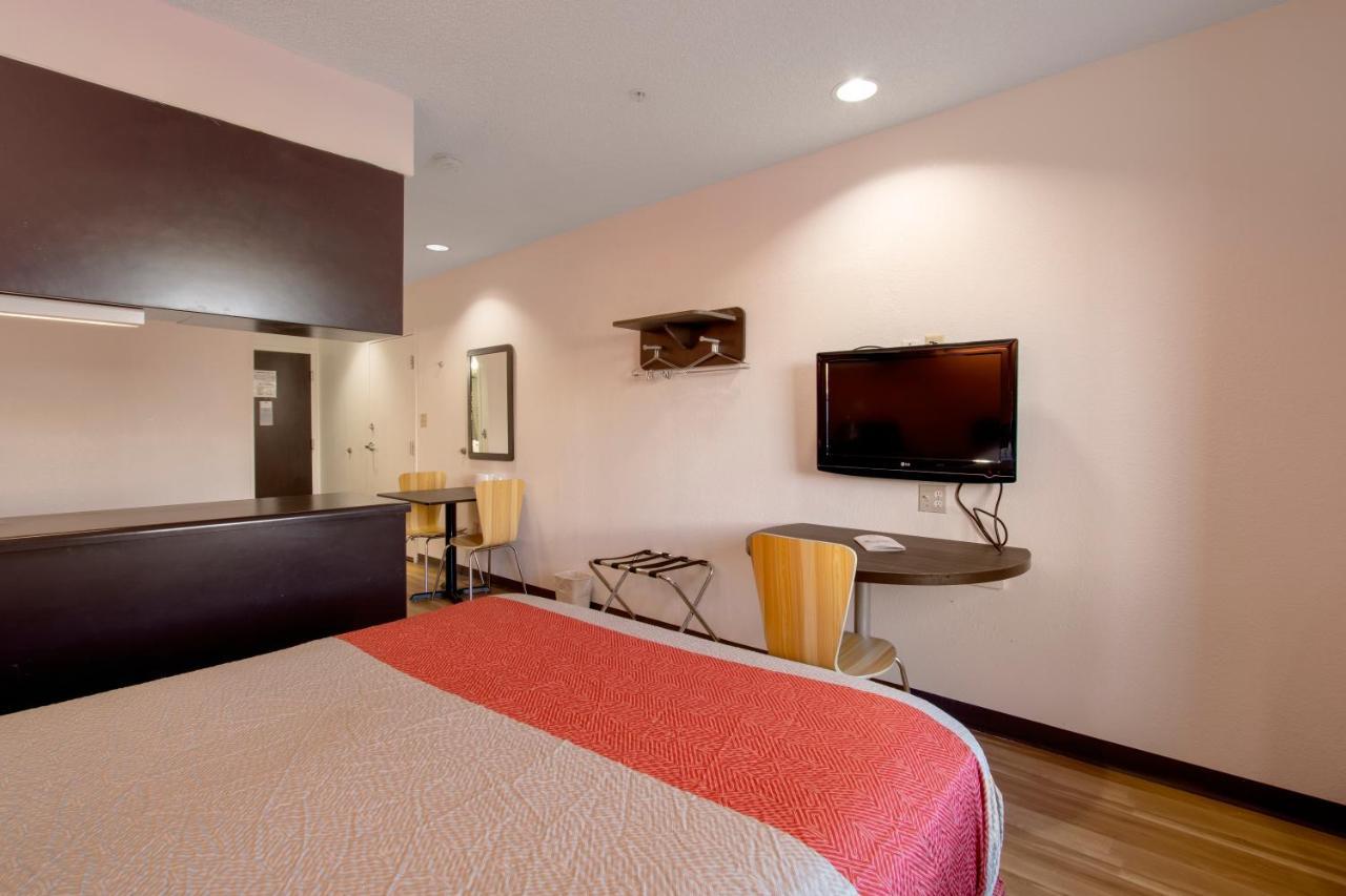 Motel 6-El Paso, Tx - Southeast Экстерьер фото