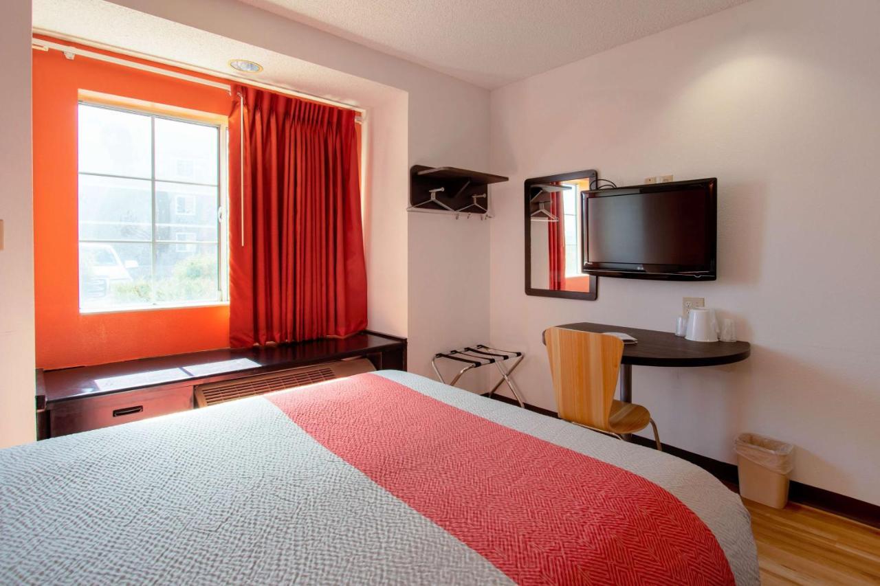 Motel 6-El Paso, Tx - Southeast Экстерьер фото