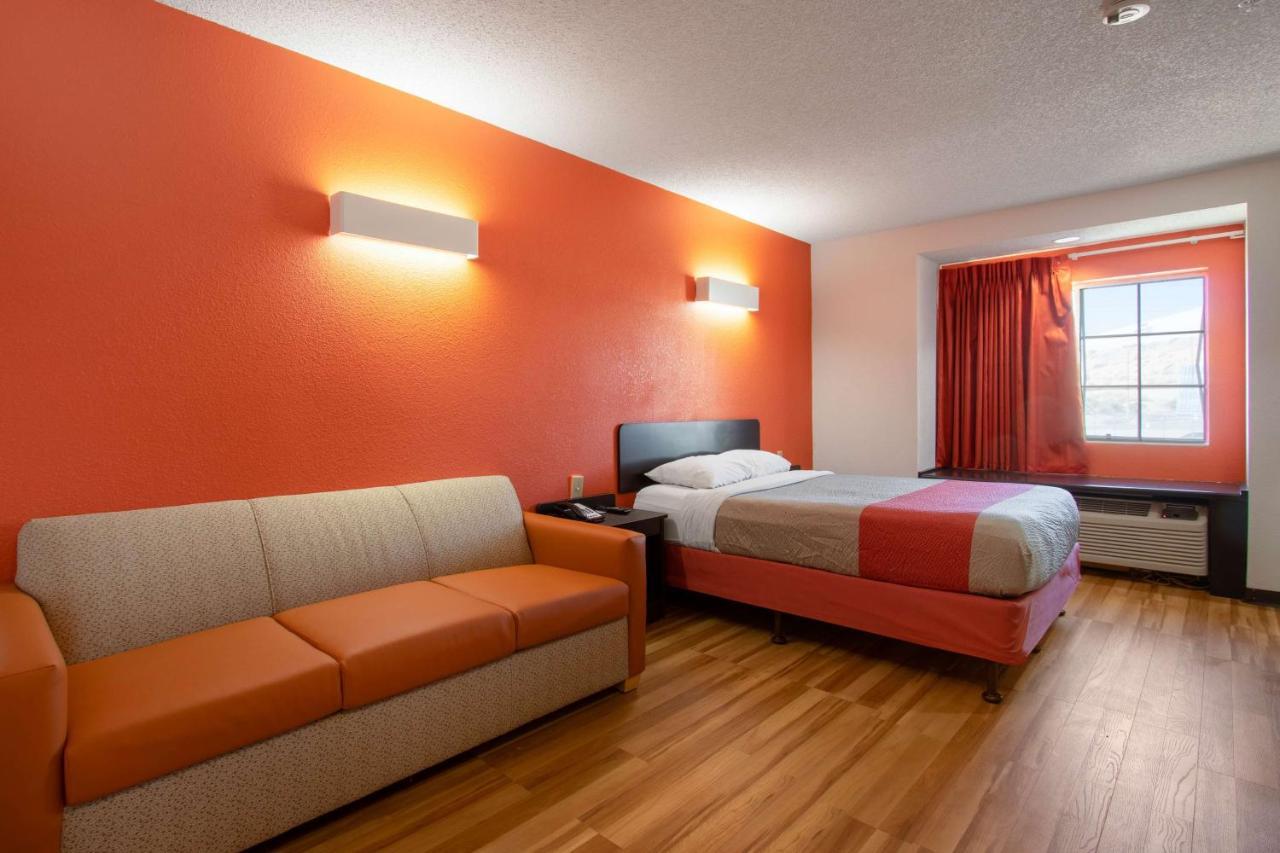 Motel 6-El Paso, Tx - Southeast Экстерьер фото